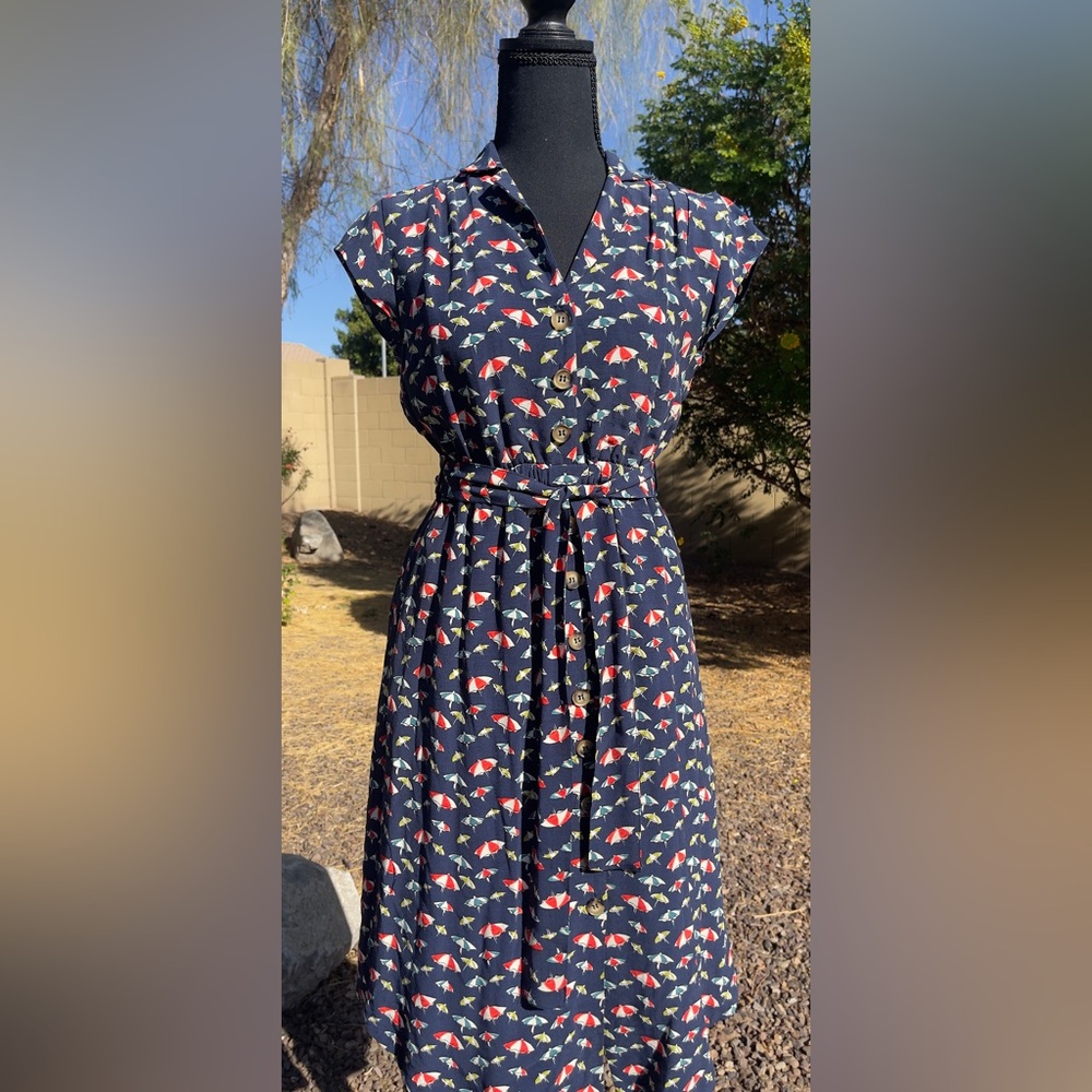 Maeve Anthropologie Beach Umbrellas flirty cap sleeve button front belted dresss